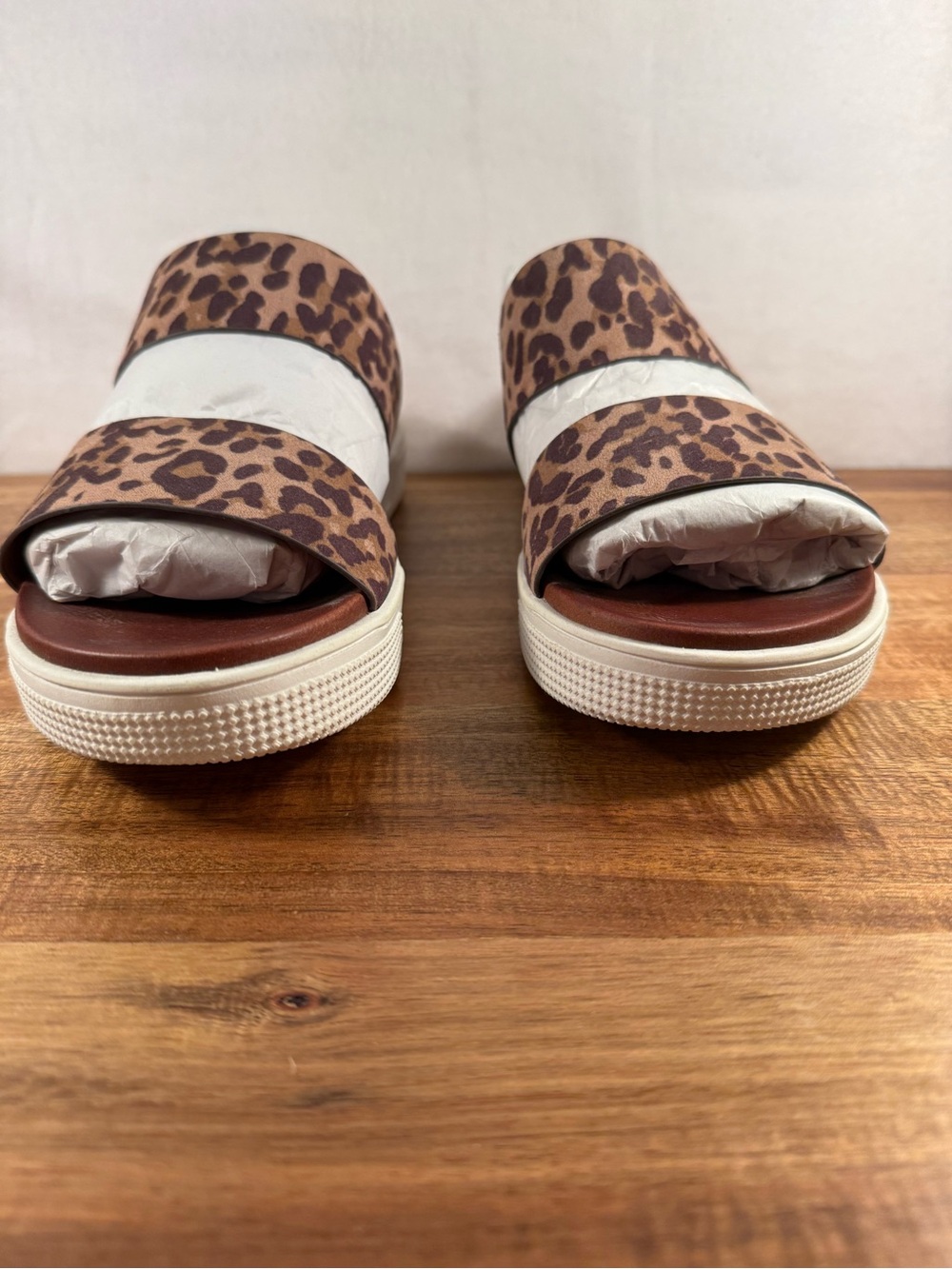 MIA Yelena Platform Sandals in Bold Brown Leopard Print Size 9 NWOT - Picture 4 of 10